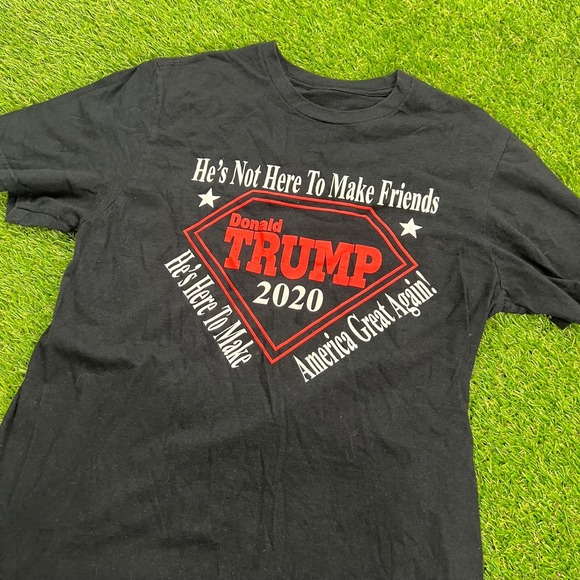 Donald Trump 2020 Black Graphic Tee Keep America Great Conservative M - Picture 1 of 5